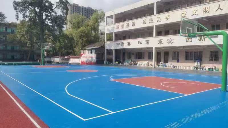 畢節矽pu籃球場