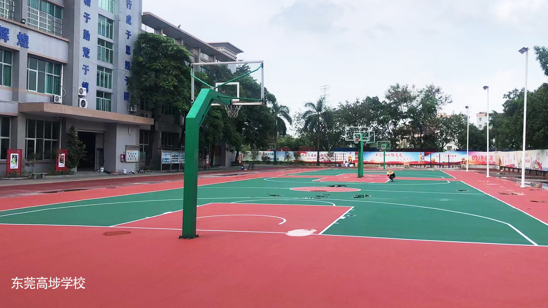 幼兒園塑膠跑道（dào）排水的幾種方法